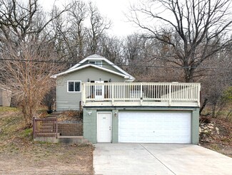 572 Point Douglas Rd S, Saint Paul, MN 55119