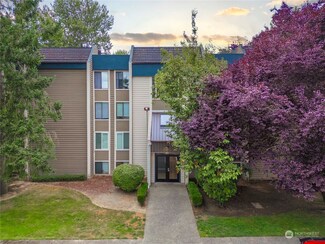 701 SW 5th Ct Unit B204, Renton, WA 98057