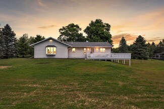 8843 W Howe Rd, Eagle, MI 48822