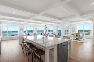 218 Washington Ave Unit 401, Portland, ME 04101