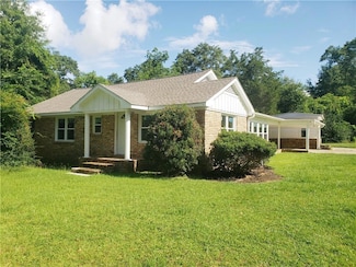 45801 Eastwood Dr, Bay Minette, AL 36507
