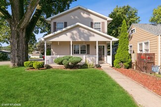217 N Monroe Ave, Bradley, IL 60915