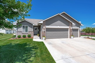 1625 N Thoroughbred St, Wichita, KS 67235