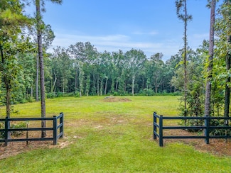 130 Marjorie Ln, Ridgeville, SC 29472