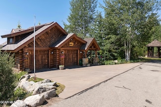 61 Far View Ln, Grand Lake, CO 80447
