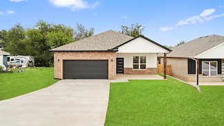 308 W 3rd St, Arcadia, OK 73007