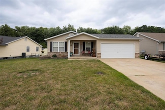 2495 Oak Forest Dr, Troy, MO 63379