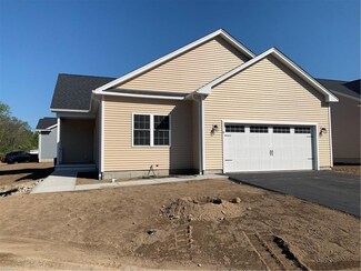 9 Gray Birch Ln Unit 22, West Greenwich, RI 02817