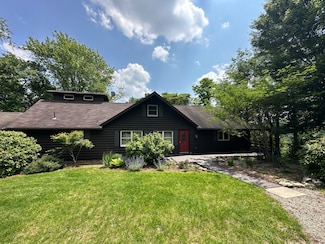 2705 Radebaugh Rd, Jeannette, PA