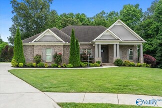 147 Keystone Dr, Meridianville, AL 35759