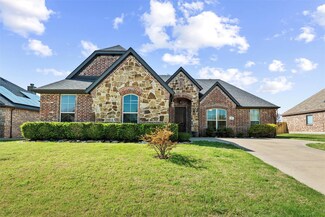 105 Abbey Rd, Waxahachie, TX 75165