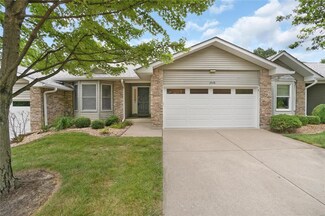 3028 Oakmont Ct, Saint Charles, MO 63301