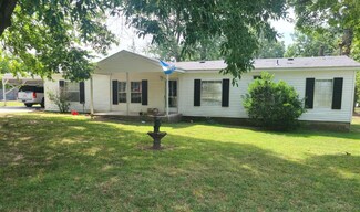 10913 Roblin Dr, Joplin, MO 64804