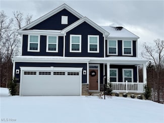 6035 Woodland Bend Dr, North Royalton, OH 44133