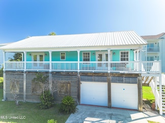 140 Holiday Ave, Pass Christian, MS 39571