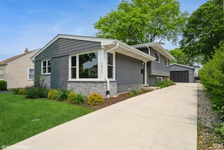 1011 N Ridge Ave, Arlington Heights, IL 60004