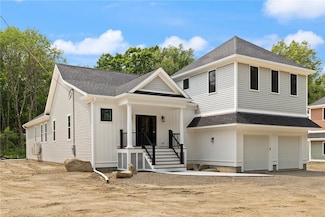 68 Orchard Ave, Johnston, RI 02919