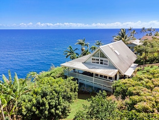 36-2333 Old Mamalahoa Hwy, Laupahoehoe, HI 96764