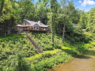 121 Lantz Ln, Utica, PA 16362