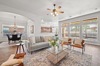 428 Crooked Creek, Buda, TX 78610