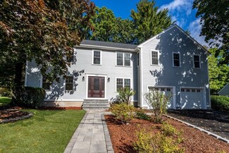 194 School St, Westwood, MA 02090