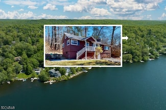 108 Hillside Rd, Highland Lakes, NJ 07422