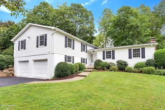 519 E Putnam Ave, Greenwich, CT 06830