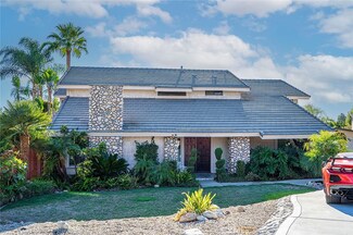 174 Woodstock Ct, Claremont, CA 91711