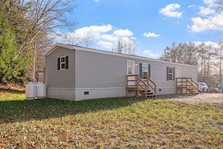 11 Trailer Park Rd, Haverhill, NH 03765