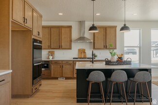 888 W Chokecherry Dr Unit 141, Mapleton, UT 84664
