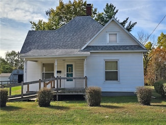 210 W 7th St, Danville, IL 61832