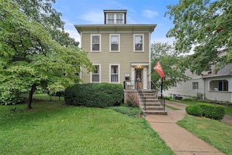 55 Sylvester Ave, Saint Louis, MO 63119