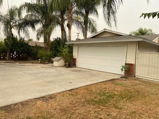 222 W California Ave, Fresno, CA 93706