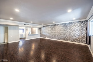 356 E Desert Inn Rd Unit 313, Las Vegas, NV 89109