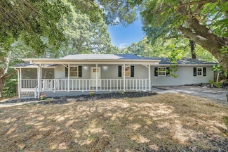 81 Bowles Dr, Rocky Mount, VA 24151