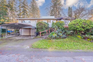 12527 SE 52nd St, Bellevue, WA 98006