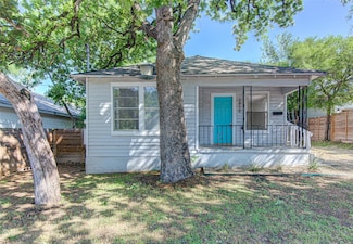 2910 E 12th St, Austin, TX 78702