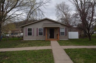 121 W 6th St, Red Wing, MN 55066