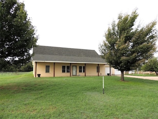 1705 S Access Rd, Clyde, TX 79510