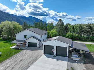 224 Columbia Meadows Dr, Columbia Falls, MT 59912
