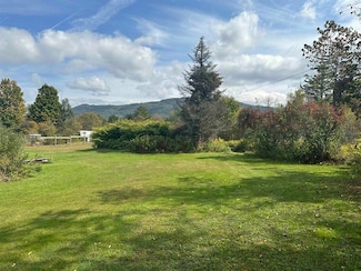 135 Old Village Rd, Groveton, NH 03582