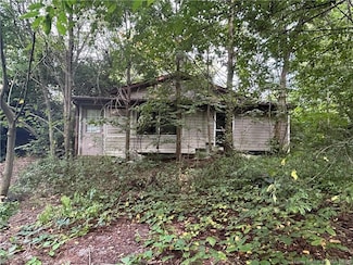 2613 N Hitchcock Rd, Salem, IN 47167