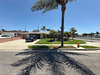6372 Harvard Cir, Huntington Beach, CA 92647