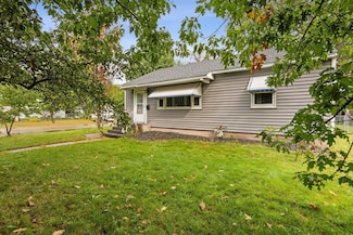 5654 Bryant Ave N, Minneapolis, MN 55430