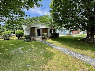 1101 Forrest St, High Point, NC 27262