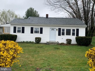 184 Woodbine Rd, Clear Brook, VA 22624