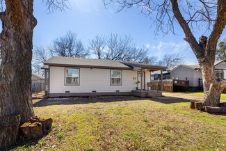 2110 Harrell Ave, Dallas, TX 75203