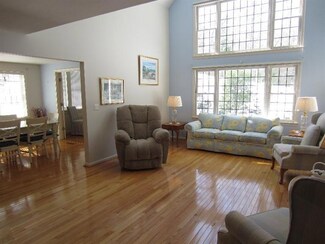 29 Trottingbred Ln, Barnstable, MA 02668