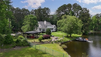 625 W Lake Dr, Oxford, GA 30054