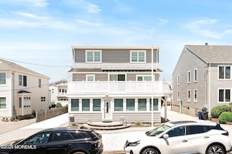 3 Newark Ave, Lavallette, NJ 08735